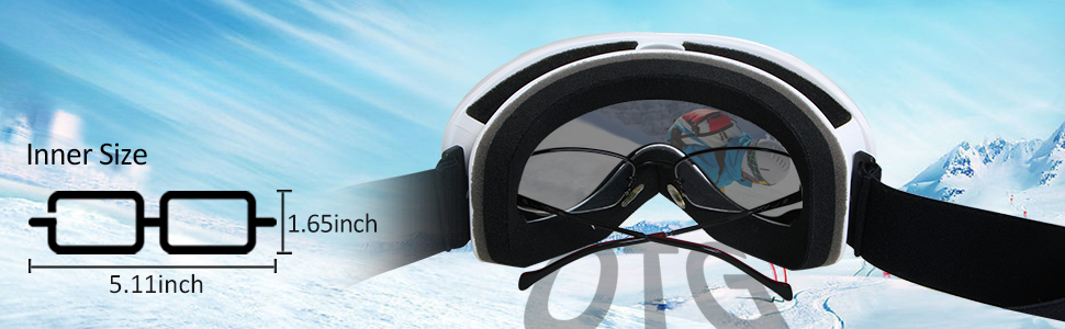skigging goggles